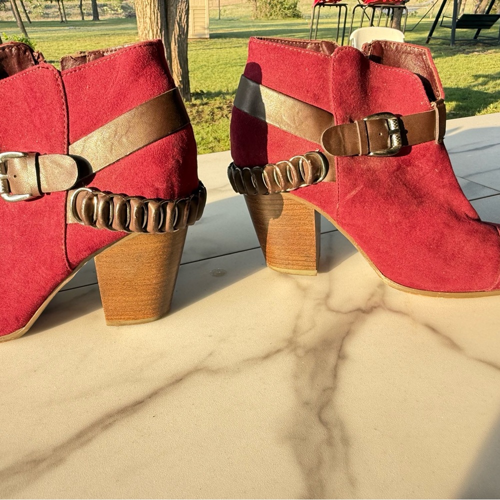 Vibrant Red Ankle Booties with Chunky Heel and Decorative Straps